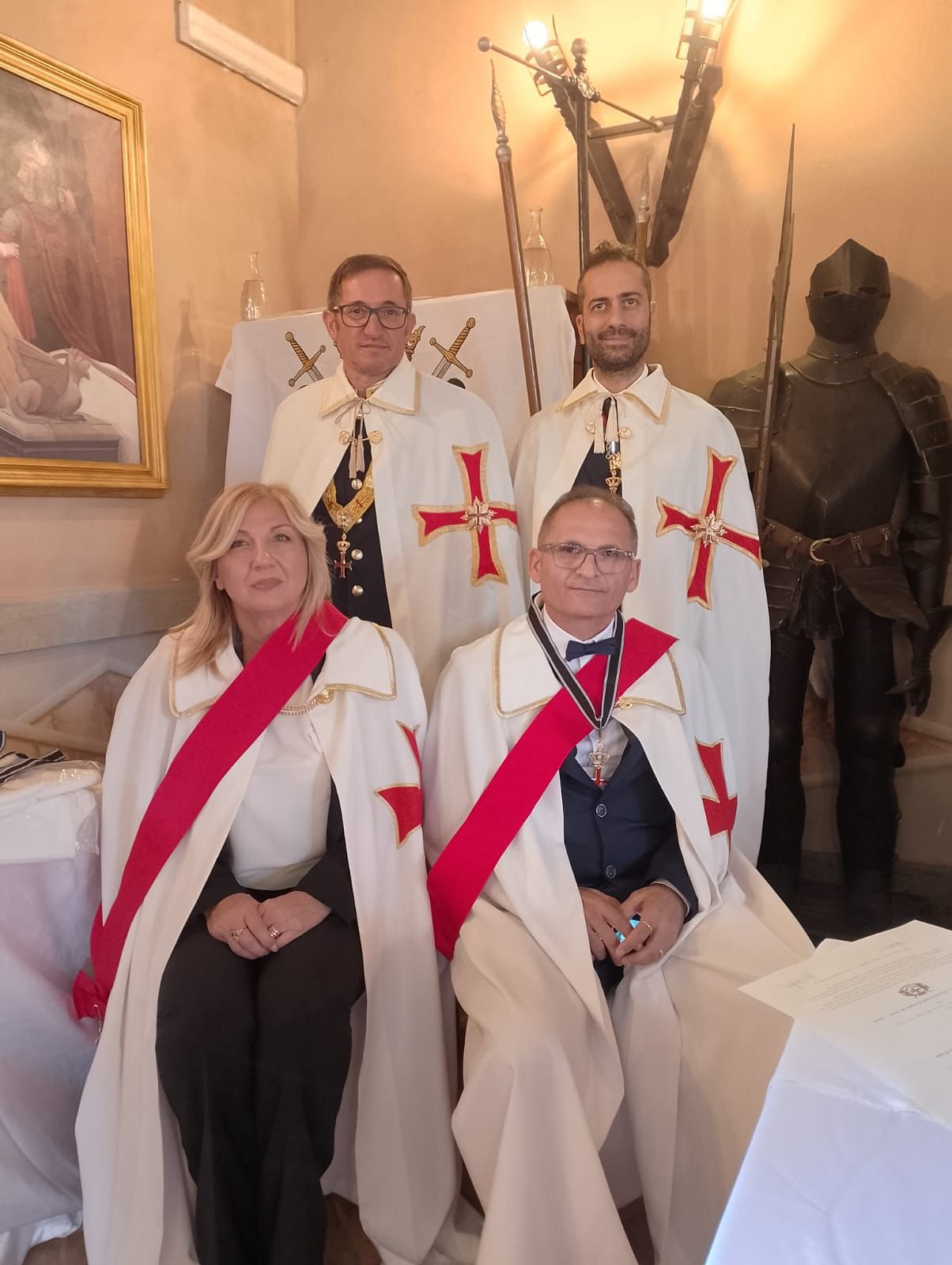 Nuovi cavalieri investiti con la fascia rossa